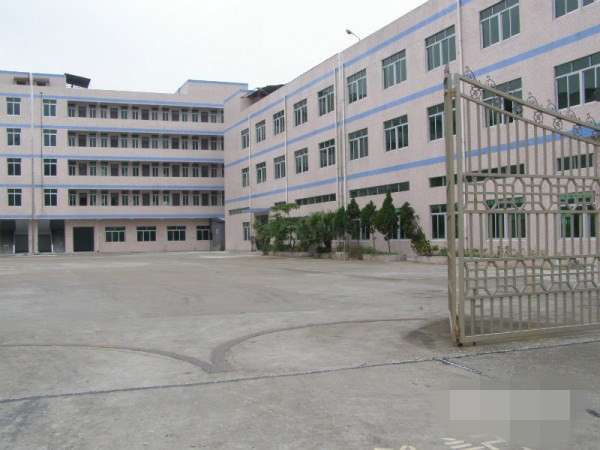 東莞鳳崗新出廠房經(jīng)典獨院標(biāo)準(zhǔn)廠房7800平方出租帶牛角