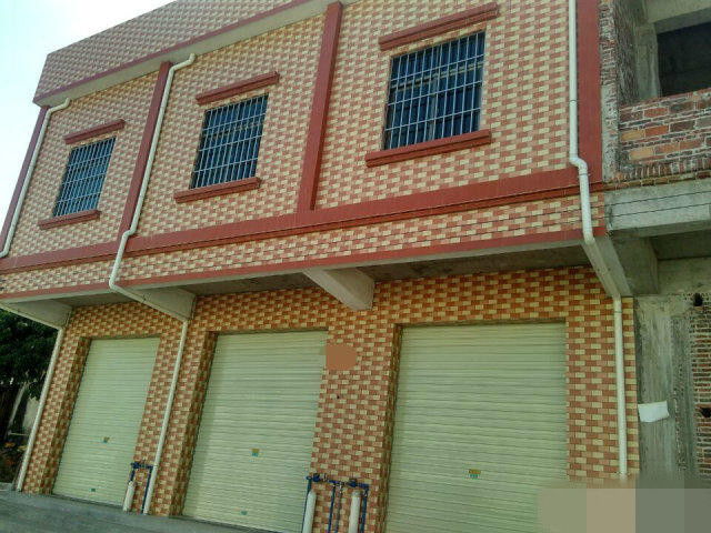 橫瀝新出獨(dú)棟民房?jī)蓪?00平方廠房出租