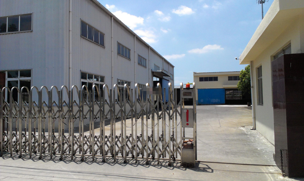 東莞橫瀝獨(dú)院超高單一層鋼構(gòu)廠房2700平方廠房出租帶航車(chē)